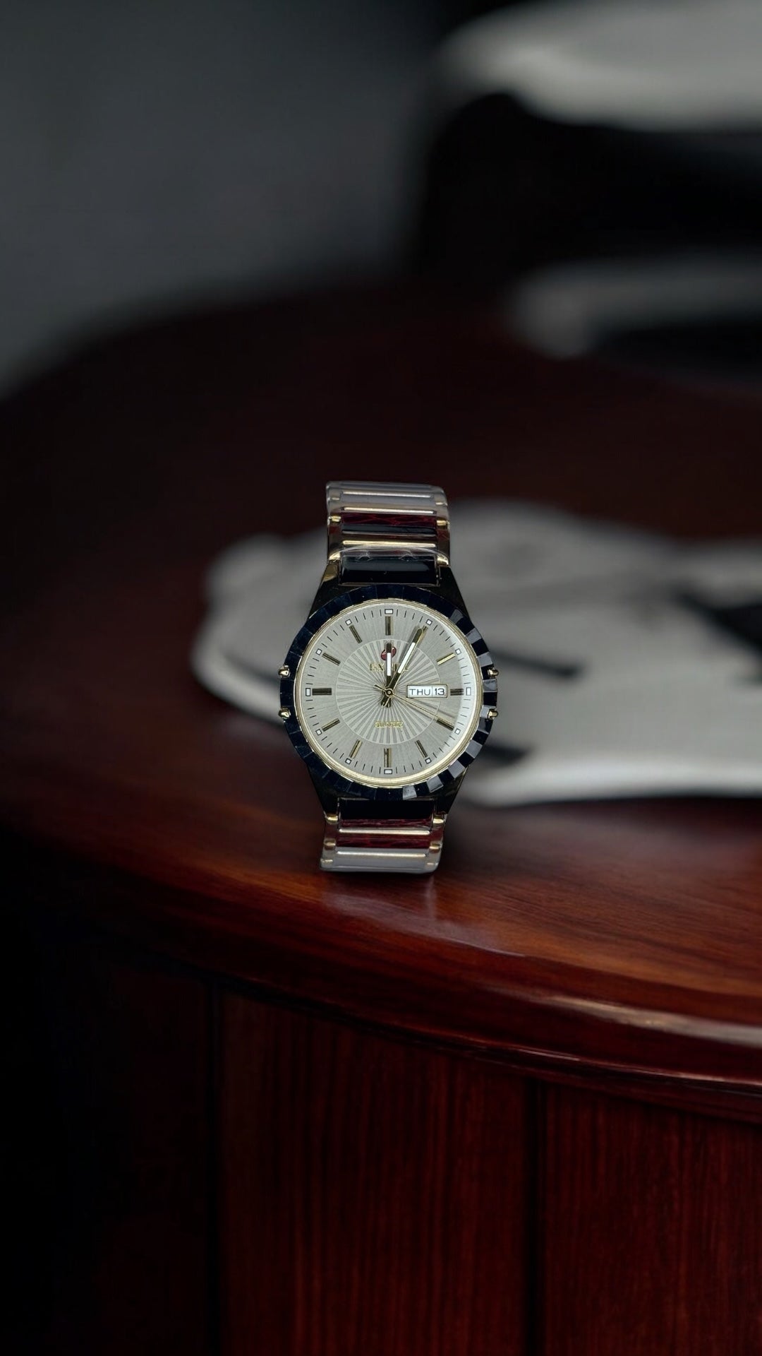 New Edition Classic Stainless Steel Watch – Day & Date Display